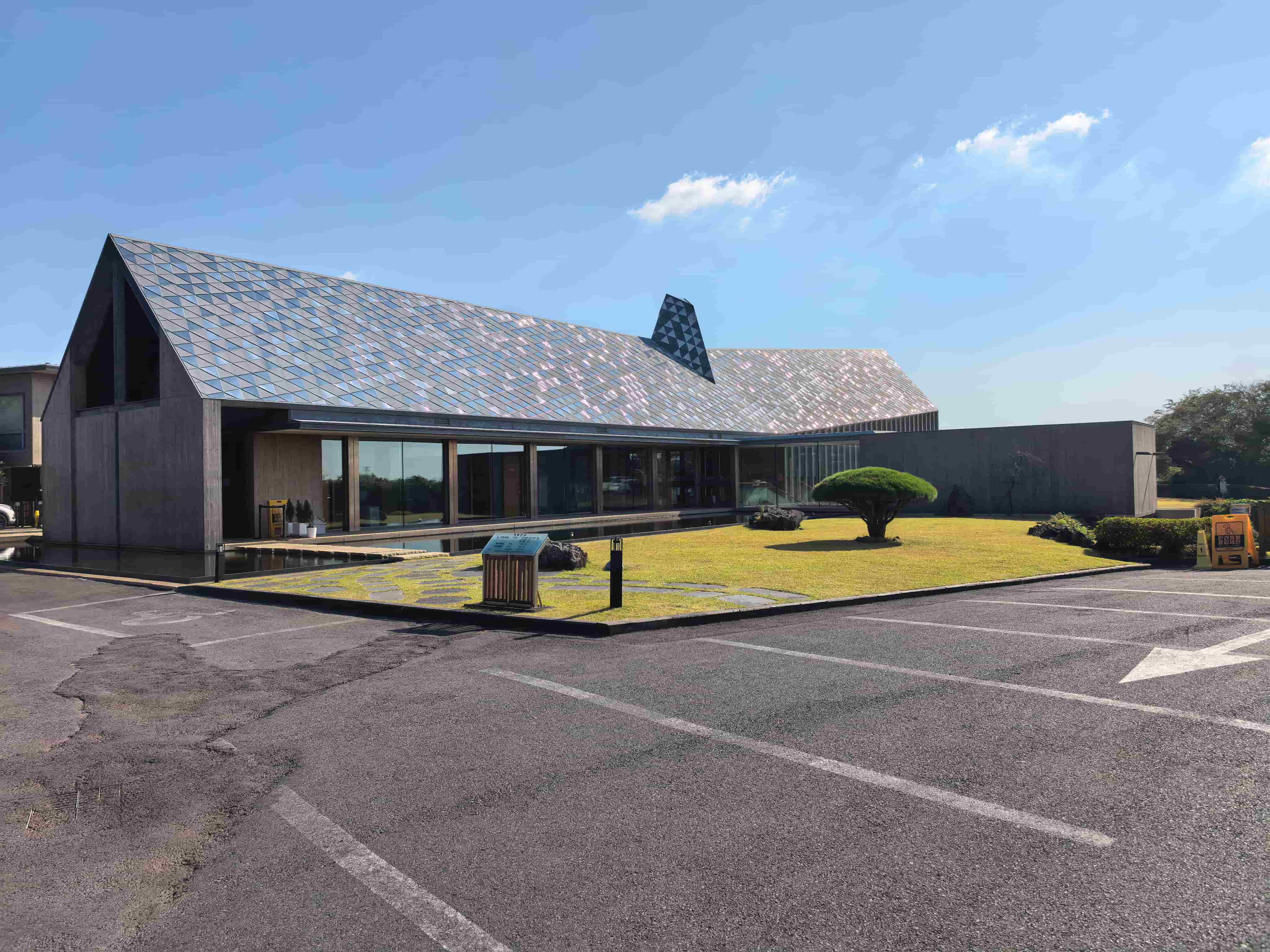 家庭是爱，还是结构